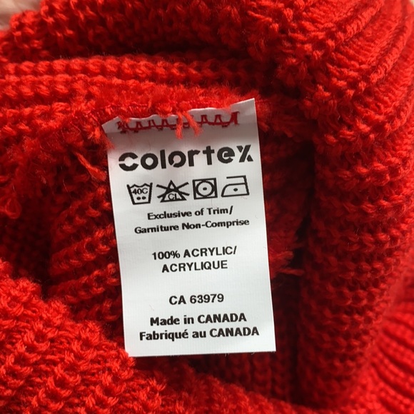 Vachon tote bag, red tuque, and white water bottle , mange de la joie sac - Picture 5 of 9